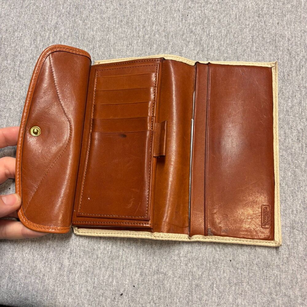 Vintage Dooney & Bourke All Weather Leather Wallet - Picture 13 of 13